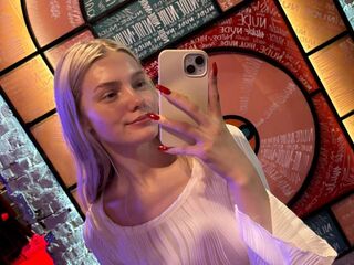 sexy webcamgirl picture EleneAxley
