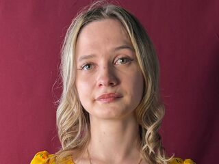 girl ElinoreSauder