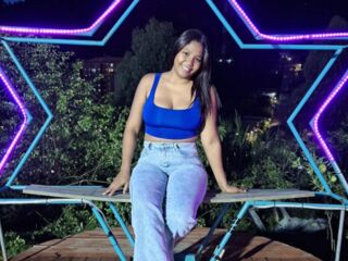 girl cam EmiVoss