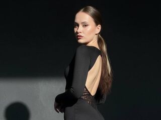 camgirl live porn EmilyGiffin