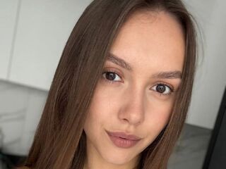 cam girl photo GeralynSchuck