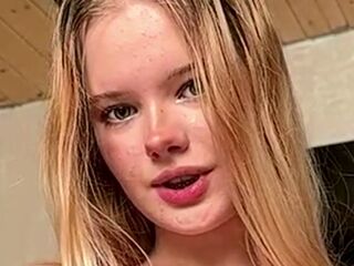 nude cam girl pic JeannettaCeraos