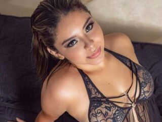 camslut naked JessicaTaylort