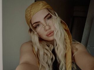 camslut topless JessieFord