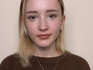 camwhore spreading pussy JulianaGobler