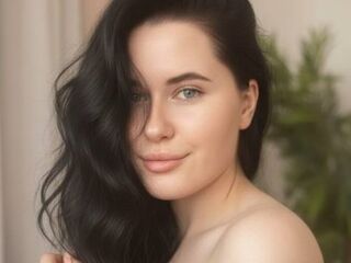 fingering webcamgirl JunaOnnee
