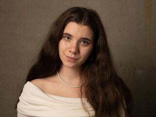 topless webcamgirl KalaHemstreet