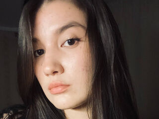 camslut fingering wet pussy KandisKuy