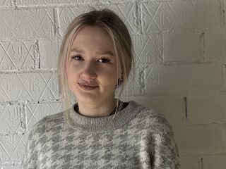 teaser web cam KarynMcguire