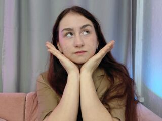 cam girl playing with sextoy KattrinGolden