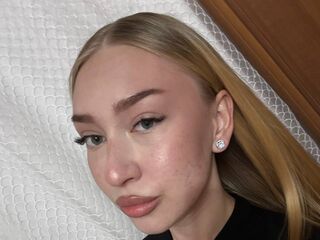 kinky video chat performer KellyHilles