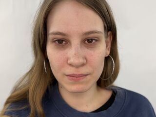 Kinky webcam KendallWhitham