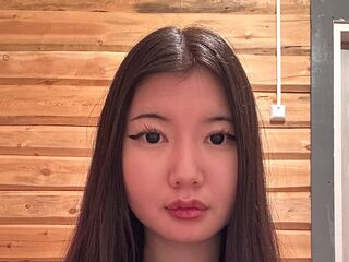 online chat KenishaFaylor