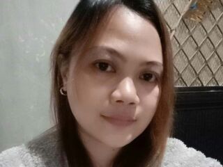 beautiful girl webcam KristineCalleja