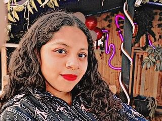 camgirl photo KyraFade