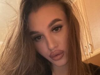 hardcore show KyraVictorine