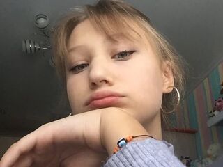 topless webcamgirl LakeeshaBrimmer