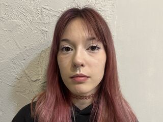 nude webcamgirl picture LaraWils