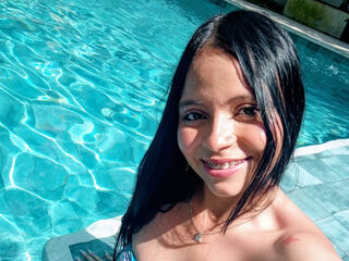 free live webcam video LauraVelle