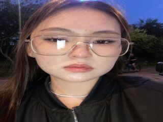 cam girl chatroom LauriMoradel