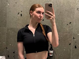 camgirl porn LessieNunz