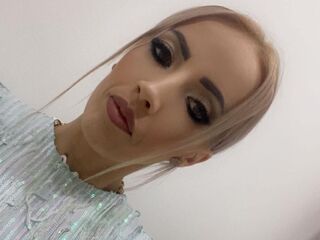 naughty camgirl masturbating with vibrator LillySun