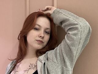 naked cam girl gallery LindaBenne