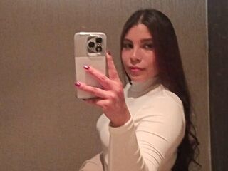 webcam babe LizzieWells