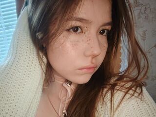 naked camgirl gallery LouannMuench