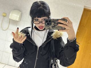 cam girl playing with sextoy LunaCarrington