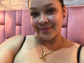 naked webcam girl MacaOlson