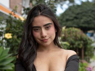 naked cam girl gallery MaddieColinss