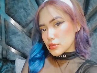 fingering webcam girl MaddieLannister