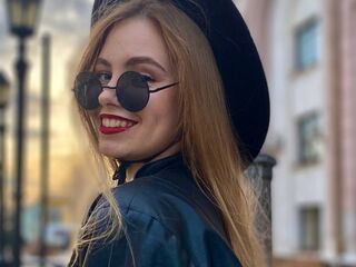 streaming live cam MaiaOshman