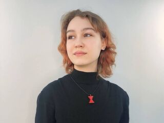 shaved pussy cam MeghanInclan