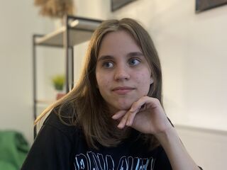 free live cam chat MelisaVonk