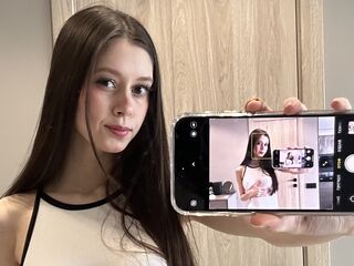 naked camgirl photo MelissaMelis