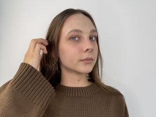camgirl spreading pussy MelvinaLynch