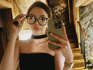 livecam video MiaForester