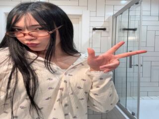 chatroom webcam MilaEva