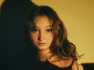 nude web cam MonaArrowsmith