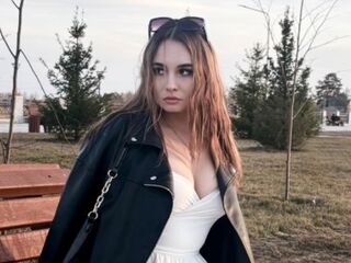camslut showing pussy NeliaCorton