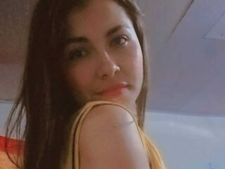 naughty camgirl masturbating PauWarren