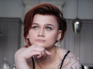 sexy camgirl PeachAveline