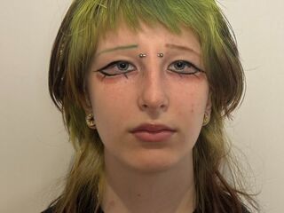 masturbating webcamgirl PiaBraden