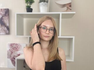 camgirl showing tits PortiaAdes