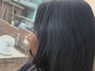 nude webcam girl pic PriyaSengar