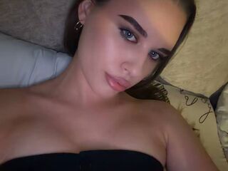 free jasmin sexcam RhiannonJumper
