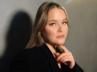 girl cam free SallySavage