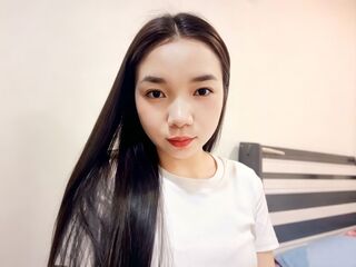 topless webcam girl SanLi